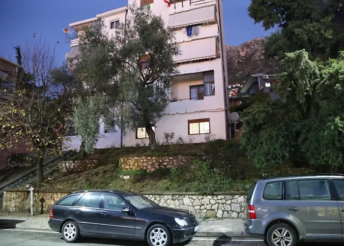 Modern Marvel 公寓